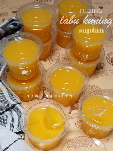 puding labu kuning Es Cream, Puding Roti, Jelly Desserts, Thai Dessert, Agar Agar, Pudding Desserts, Rice Recipes, Cake Recipes, Jelly