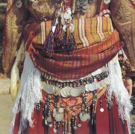 Macedonian Culture, Bulgarian Clothing, Greek Costume, Folk Dress, Fashion Design Portfolio, Glad Rags, Folk Dresses, Greek Style, Fashion Project