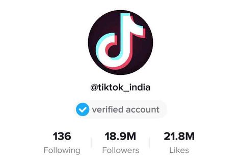 10k Instagram Followers, Tiktok Likes, Free Followers On Instagram, Heart App, Tiktok Followers, Increase Followers, Blowing Up Balloons, Free Followers, How To Get Followers