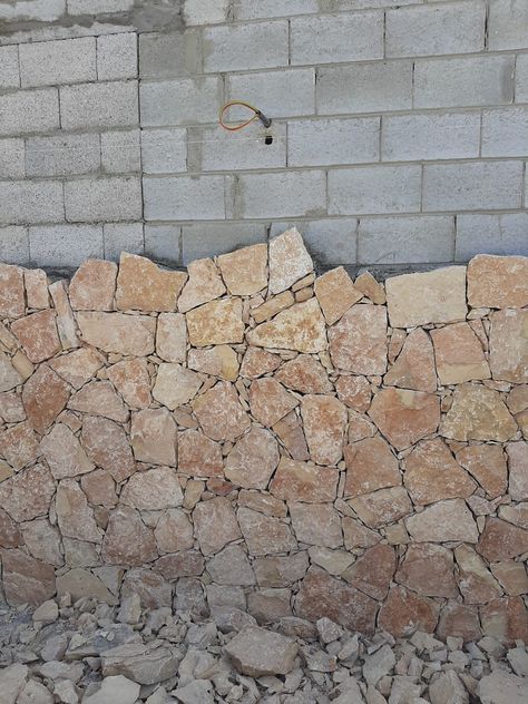 Natural Stone Cladding Exterior, Stone Wall Exterior, Stone Wall Outdoor, Front Porch Stone, Mediterranean Homes Exterior, Stone Wall Design, Stone Wall Cladding, Limestone Wall, Natural Stone Wall