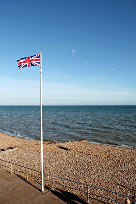 Exploring Bexhill-on-Sea in 1066 Country Hastings Bexhill On Sea England, Hotel Pictures, Robin Hoods Bay, Uk Trip, Uk Summer, English Summer, Day Trips From London, Cottage By The Sea, Rock Pools