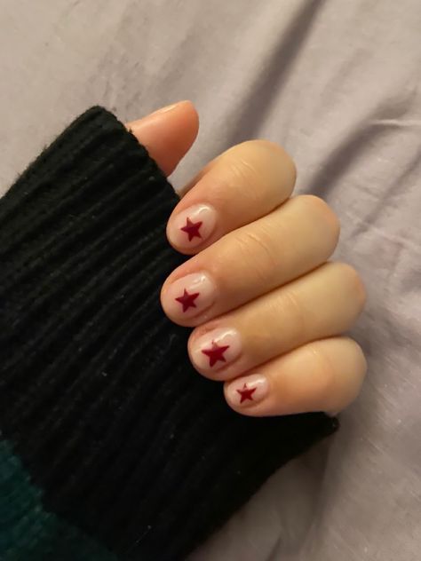 Red Star Nails Short, Short Nail Star Designs, Short Star Nails, Star Nails Short, Red Star Nails, Star Nail Designs, Band Nails, Hippie Nails, Red Stars