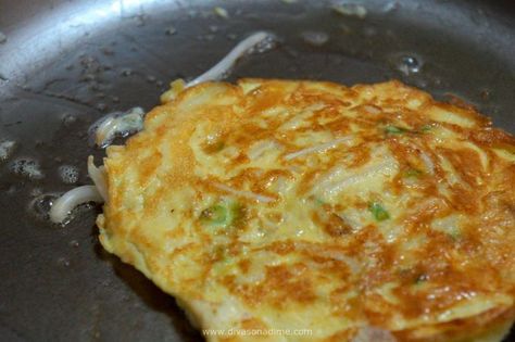 Homemade Egg Foo Yung, The best Egg Foo Yung recipe | Divas On A Dime Vegetable Egg Foo Young Recipe, Egg Foo Yung Recipe, Foo Yung Recipe, Egg Fu Yung, Asian Eggs, Egg Foo Yung, Dinner Chinese, Bean Sprout, Sweet And Sour Sauces