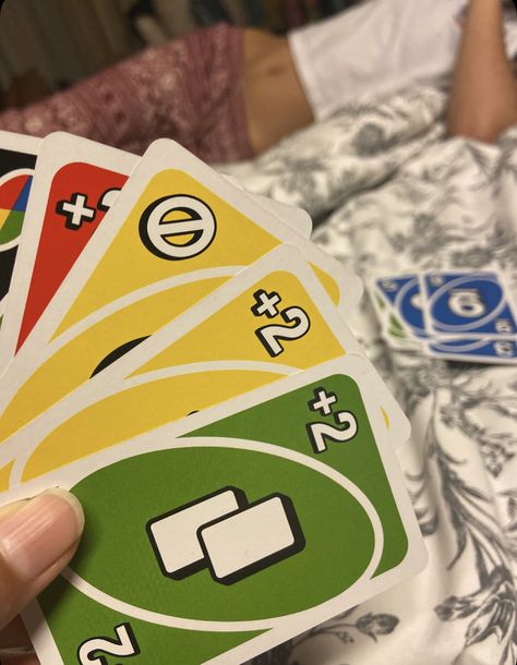 Uno Game Aesthetic, Uno Cards Aesthetic, Card Games Aesthetic, Uno Aesthetic, F1 Romance, Uno Snap, Uno Game, Play Uno, Game Aesthetic