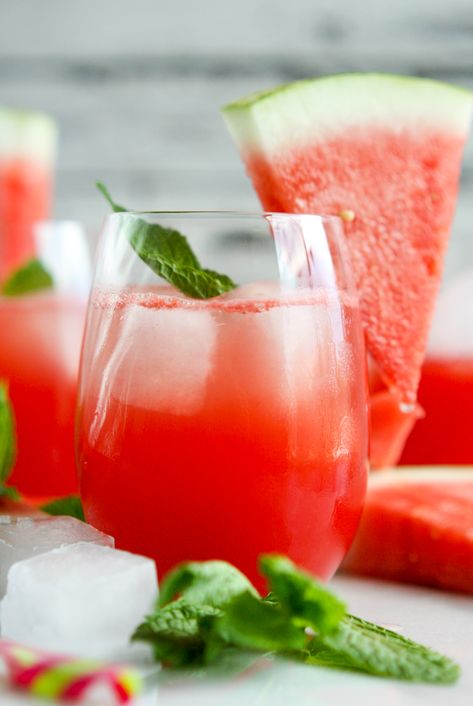 Watermelon Shrub Vodka Spritzer Shrub Recipe, Summer Vodka Cocktails, Coconut Margarita, Fresh Fruit Juice, Infused Water Recipes, Best Cocktail Recipes, Delicious Drink Recipes, Watermelon Juice, Tropical Drink