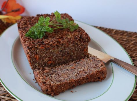 Black Beans and Quinoa combined to make a delicious, flavorful loaf. Rich, chewy, loaded with fiber and protein and very satisfying. Rice Loaf, Black Beans And Quinoa, Black Bean And Quinoa, Beans And Quinoa, Vegan Loaf, Black Bean Quinoa, Kidney Bean, Vegan Beans, Loaf Recipes