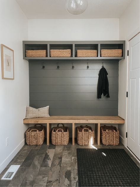 Mudroom With Shelves, Minimalist Mudroom Ideas Entryway, Large Mudroom Ideas Entryway, Shiplap Mudroom, Little Apartment Aesthetic, Woman Bedroom Ideas, Grown Woman Bedroom Ideas, Mudroom Laundry Room Ideas, Small Mudroom Ideas