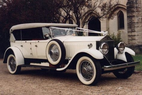 Wedding Transportation - Vintage Rolls Royce Auto Rolls Royce, Vintage Rolls Royce, Wedding Transportation, Great Gatsby Wedding, Car Repair Service, Cars Vintage, Gatsby Party, Diesel Cars, Gatsby Wedding