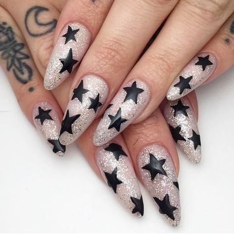 Rock And Roll Nails Ideas, Rock And Roll Nails Design, Punk Rock Nails Designs, Glam Rock Nails, Rock N Roll Nails, Rock And Roll Nails, Animated Nails, Rocker Nails, Acrylic Almond Nails