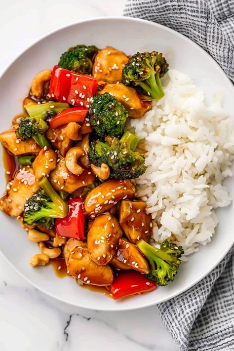 Skip takeout and make this teriyaki chicken stir-fry at home! Loaded with tender chicken, veggies, and a sweet and savory sauce, it's such a treat. Teriyaki Chicken Stir Fry Sauce, Stir Fry Chicken Recipe, Asian Food Chicken, Teriyaki Roasted Vegetables, Chicken Teriyaki Marinade Recipes, Chicken And Rice Stir Fry, Chicken And Roasted Vegetables, Chicken Terriaki Chicken Stir Fry, Chicken Terriyaki