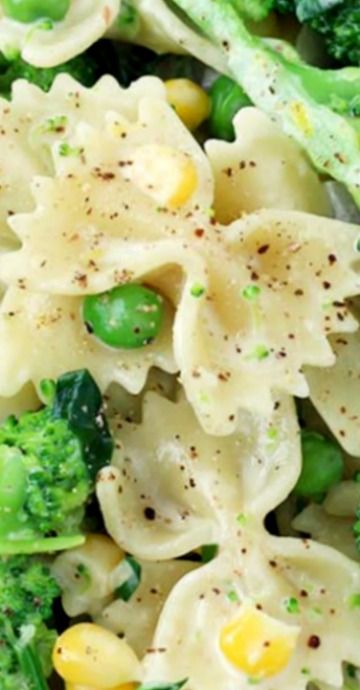 Creamy Lemony Vegetable Pasta Salad Pasta Salad Creamy, Italian Veggies, Vegetable Pasta Salad, Quinoa Salads, Veggies Salad, Vegetable Pasta Salads, Bacon Ranch Pasta Salad, Vegan Pasta Salad, Bar Buffet