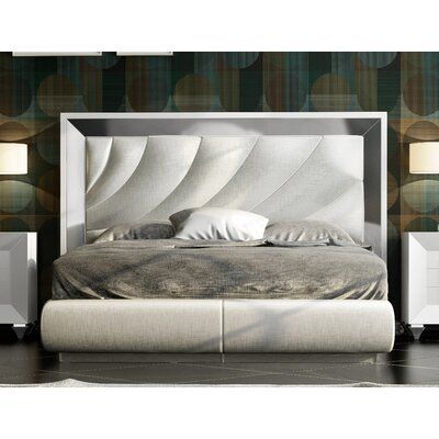 Beautiful Bedroom Set, Bed Back Design, Bed Headboard Design, Home London, Contemporary Bedroom Furniture, Bedroom White, White Panel, Cama King, White Upholstery