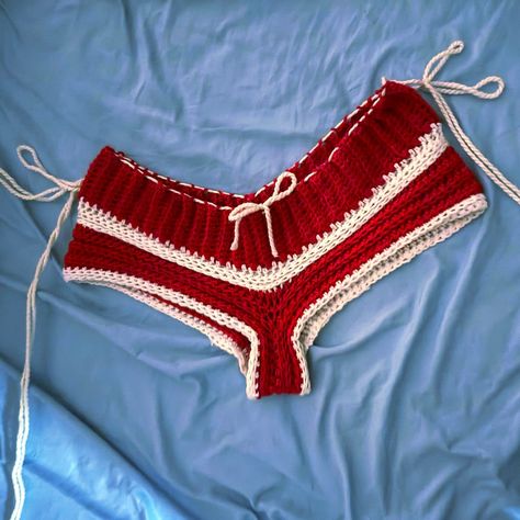 Crochet low rise super mini shorts Can be made in ANY size ✨ Crochet Demon, Lingerie Crochet, Crochet Lace Skirt, Short Crochet, Crochet Lingerie, Crochet Wearables, Shorts Diy, Diy Shorts, Crochet Clothing And Accessories