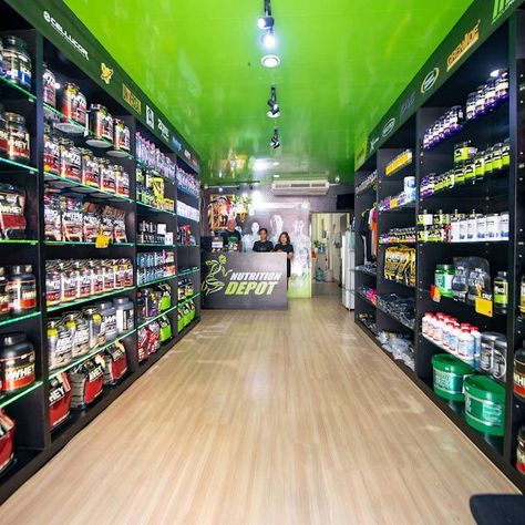 Boys Dorm Room, Nutrition Store, Grocery Store Design, Retail Store Interior Design, Night Sky Painting, Retail Store Interior, Fruit Shop, Gym Design, Store Design Interior