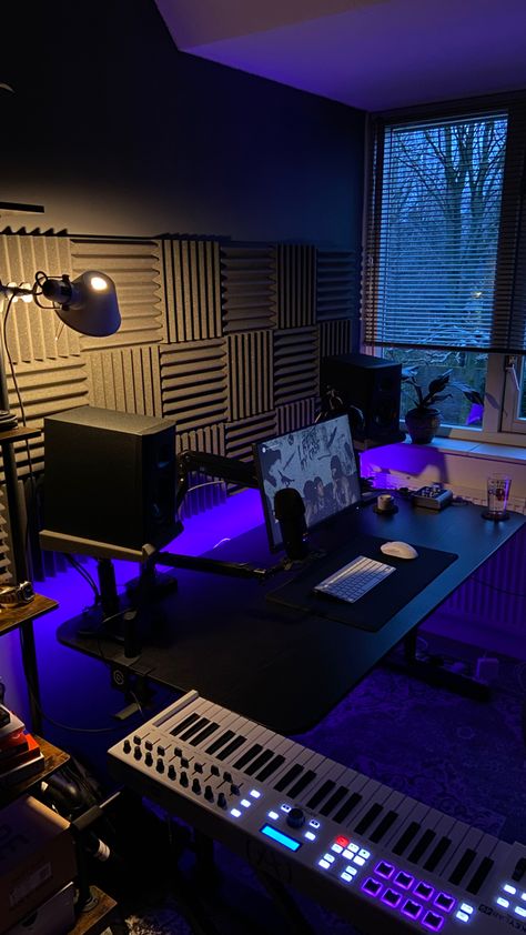 music production home studio setup Music Studio Gaming Room, Black Music Studio Room, Studio Song Room, Music Studio Room Ideas Bedrooms, Dark Music Studio Room, Studio Room Ideas Music, Recording Studio Bedroom Ideas, Bedroom With Music Studio, Recording Music At Home