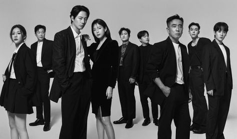 Group Shot Photography, Kdrama Photoshoot, Zo In Sung, Go Youn Jung, Grupo Niche, Kim Hee Won, Yearbook Photoshoot, Cha Tae Hyun, Group Photo Poses