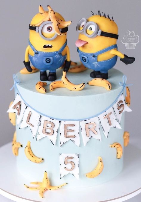 Minion Two Year Old Party, Minion Cakes Birthday Boys, Minion Birthday Party Cake, Minions Cake Ideas, Minions Torte, Minion Cake Ideas, Minion Cake Design, Minions Birthday Cake, Fondant Minions