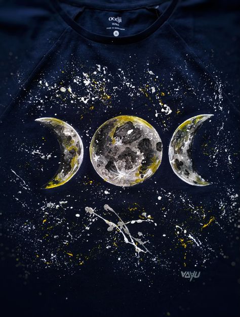 hand painted t shirt moon space Painting On T Shirt, Painted Shirt, Skull Moon, Painted T Shirt, Moon Space, Painted Clothing, Hand Painted Clothing, Wall Painting Decor, Moon And Sun