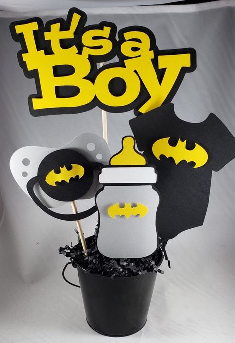 Bees Balloons, Marvel Baby Shower, Superhero Centerpiece, Batman Baby Shower, Babyshower Decor, Theme Bapteme, Batman Baby, Batman Decor, Superhero Baby Shower