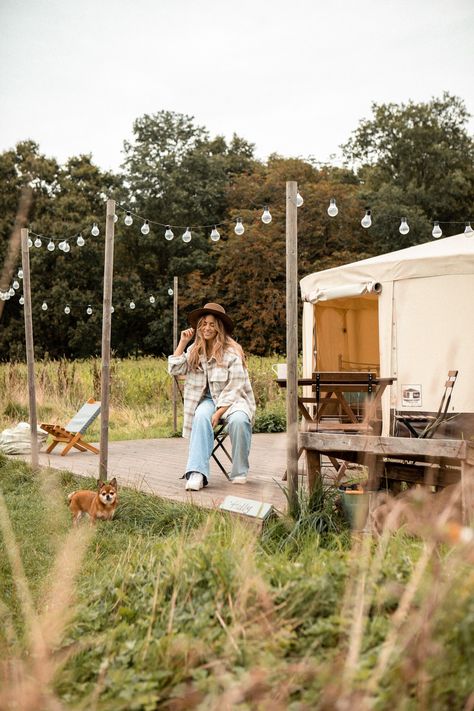 Home Farm Glamping Near London - London's Closest Glamping Site in Hertfordshire Glamping Site Ideas, Hobbit Airbnb, Glamping Village, Farm Glamping, Airstream Glamping Site, Glamping Domes Interior, Glamping In Texas, Home Farm, Homestead Farm