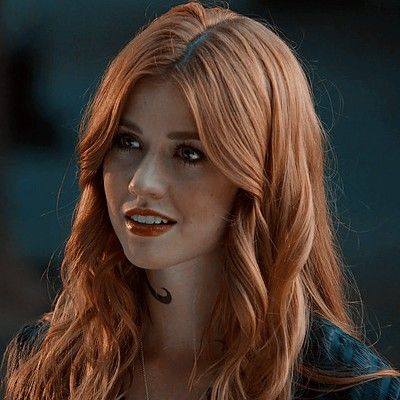 Clary Fray, The Darkest Minds, Katherine Mcnamara, Wanda Maximoff, Shadow Hunters, Shadowhunters, Aesthetic Photo, Face Claims, Serie Tv