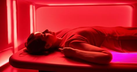 Red light therapy for autoimmune diseases and its prospects. Learn how it works, benefits, and precautions. Red Light Therapy Bed Benefits, Red Light Therapy Benefits, Nautical Room, Thyroid Function, Autoimmune Disorder, Fountain Of Youth, Therapy Room, Red Light Therapy, Autoimmune Disease