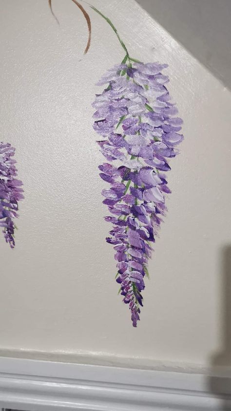 Vines Painting On Wall, Wisteria Bathroom Decor, Purple Flower Mural, Pretty Wall Painting Ideas, Wisteria Wall Painting, Wall Murals Art Ideas, Wisteria Wall Decor, What To Paint On Your Wall, Pink And Purple Wall Paint Ideas