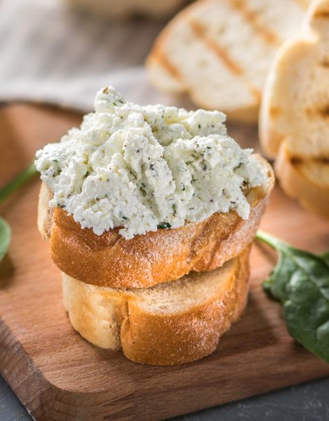 Tomato Crostini With Whipped Feta, Food Network Appetizers, Whipped Feta Recipe, Tomato Crostini, Fig Appetizer, Crowd Pleasers Recipes, Herbed Ricotta, Feta Recipe, Best Appetizer