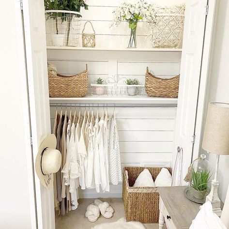 I kept seeing shiplap ideas online and imagined how good it would look in a closet. Low and behold, the catch all closet was the best guinea pig for this project! And it’s located in one of our guest rooms so it will be perfect for any upcoming guests.       Clear out the Closet    I cleared out the closet, gave the walls some love with a magic eraser to get rid of a few scuffs, removed the shelves, and it was time to start the sharpie shiplap project!Note: If your closet wall isn… Catch All Closet, Shiplap Closet, Sharpie Shiplap, Shiplap Ideas, My Dream Closet, Faux Wood Wall, Closet Refresh, Rustic Backsplash, Closet Wall