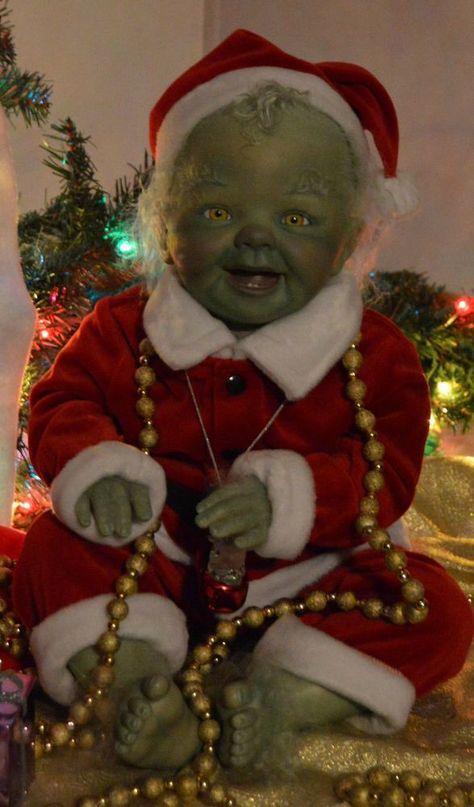 Avatar Baby Doll, Grinch Baby, Avatar Babies, Baby Grinch, Reborn Toddler Dolls, Scary Dolls, Lifelike Dolls, Reborn Toddler, Toddler Dolls