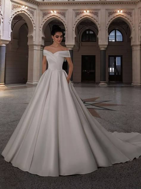 [AffiliateLink] We Know How Important It Is To Be Irresistible That Very Day. Our Team Has Been Working For Over 90 Years To Create Wedding And Evening Dresses For Our Clients. Please Note That Actual Color May Differ Slightly Depending On Your Monitor Settings. All Of Our Dresses Are Hand-Sewn. Tailoring Time Is 8 To 8 Weeks. If You Need An Early Order, Please Email Us. Please Note That All Dresses Are Sewn Individually For Each Client, In This Case, Return Or #weddingdressesromanticelegantbrid Silk Wedding Dress Ballgown, Satin Ball Gown Wedding Dress, Wedding Dress Summer, Wedding Dress Simple, Wedding Gown Simple, Elegant Bridal Gown, Satin Ball Gown, Satin Wedding Gown, Train Wedding