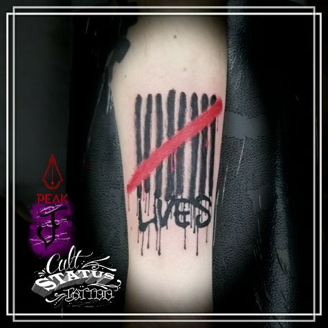 9 Lives Tattoo, Dripping Tattoo, Drip Tattoo, Dripping Paint, 9 Lives, Tattoo Parlor, Calligraphy Artwork, Asian Tattoos, Tattoo Parlors