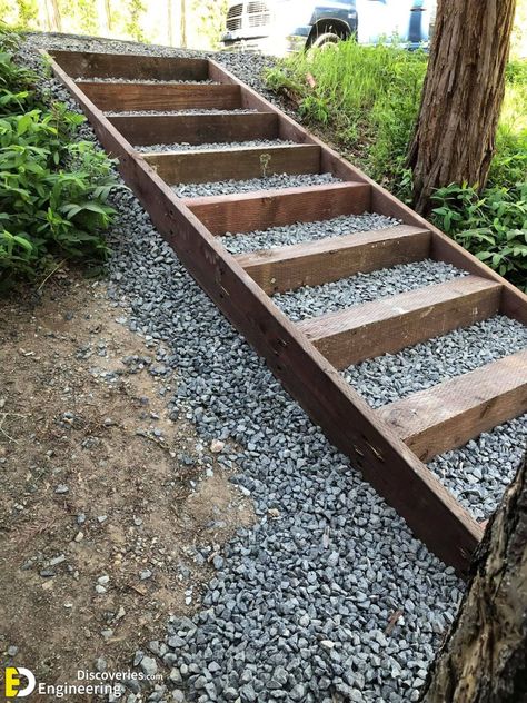 31+ Fantastic Ideas To Make Your Own Steps In Your Garden | Engineering Discoveries Tree Stump Fence Ideas, Block Stairs Outdoor, Block Steps Ideas, Recessed Deck Stairs, Wood Garden Steps, Natural Steps On Slope, Front Stairs Entrance, Garden Stairs On A Slope, Cinder Block Stairs