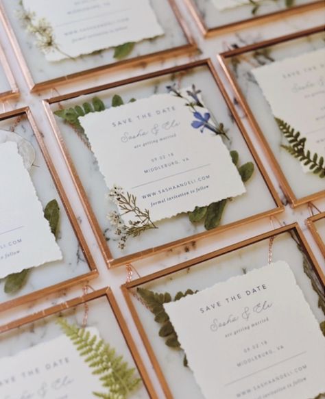 Flower Place Cards, Forest Theme Wedding, Pressed Flower Crafts, Garden Wedding Decorations, Copper Glass, Pressed Flower Art, Invitation Inspiration, Cute Wedding Ideas, Big Wedding