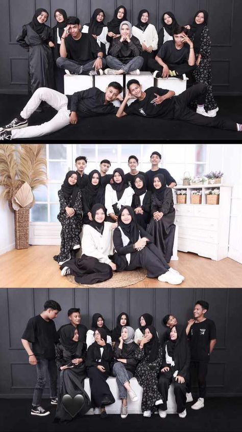 Yearbook Monokrom, Outfit Foto Studio Grup, Mafia Group Photo, Ootd Foto Studio, Photo Yearbook, Yearbook Photoshoot, Group Picture Poses, Photo Collage Design, Clothing Studio