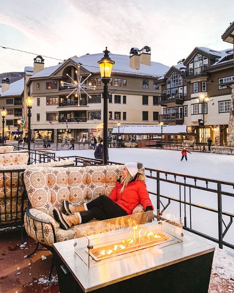 Vail Colorado Winter, Colorado Ski Trip, Ski Trip Packing List, Ski Trip Packing, Colorado Christmas, Beaver Creek Colorado, Colorado Ski Resorts, Vail Village, Colorado Winter