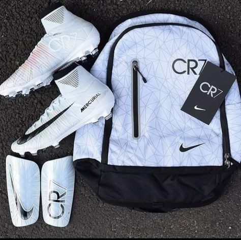 Girls Soccer Shoes, Cool Football Boots, Best Soccer Cleats, Girls Soccer Cleats, Best Soccer Shoes, Cristiano Jr, Cr7 Jr, Nike Football Boots, Soccer Season