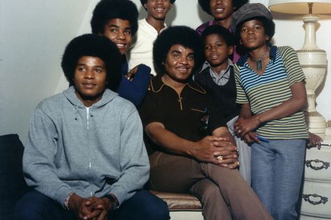 The Jackson Family, Jackie Jackson, Tito Jackson, Joe Jackson, Jermaine Jackson, Randy Jackson, Black Fathers, Paris Jackson, Jackson Family