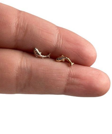 Gold Koi Fish, Gold Koi, Piercing Tragus, Cartilage Jewelry, Cute Stud Earrings, Ear Piercings Cartilage, Labret Studs, Conch Earring, Tragus Piercing