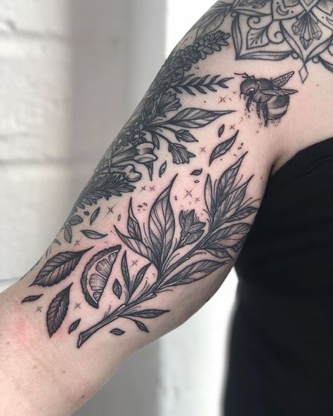 Some bergamot and lemon balm for Zoe next to a lovely piece by @geehawkestattoo swipe for healed witchy bits, thanks so much Zoe! You are… Witchy Botanical Tattoo, Bergamot Tattoo, Witchy Flower Tattoo, Witchy Sleeve, Ink Aesthetic, Plants Tattoo, Pnw Tattoo, Witchy Tattoos, Pet Tattoos