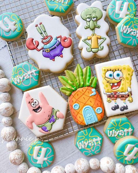 Spongebob Cookies, Kids Cookies, Amazing Cookies, Royal Iced Cookies, Pineapple Under The Sea, Spongebob Birthday, 1st Birthday Party Themes, Sugar Cookie Designs, Cookie Time