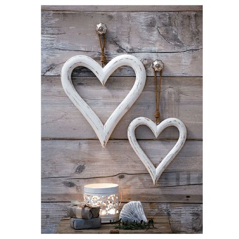 Retreat Home - Valley Living Shabby Chic Hearts, Wicker Hearts, White Wash Finish, Heart Themed, Diy Valentines Crafts, Wooden Heart, Hanging Hearts, Heart Wall, Arte Popular