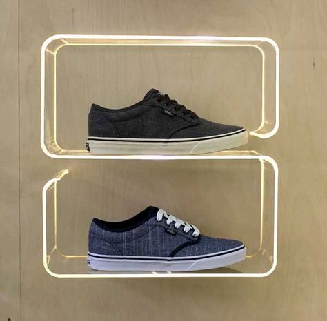 Shoe Display Case, Sneaker Displays, Nail Salon Interior, Sunglasses Display, Retail Interior Design, Creative Shoes, Cosmetic Display, Shoes Stand, Retail Store Design