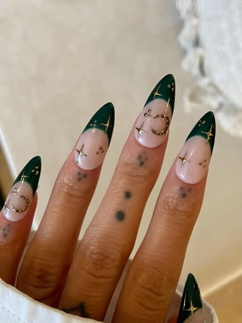 Star & Moon French Press on Nail Hand Painted Nails Aprés - Etsy UK Black French With Stars, Star Outline Nails, Dark Celestial Nails, Moon And Star Nail Designs, Almond Star Nails, Stars And Moon Nails, Sun And Moon Nail Art, French Tip With Stars, Star And Moon Nails