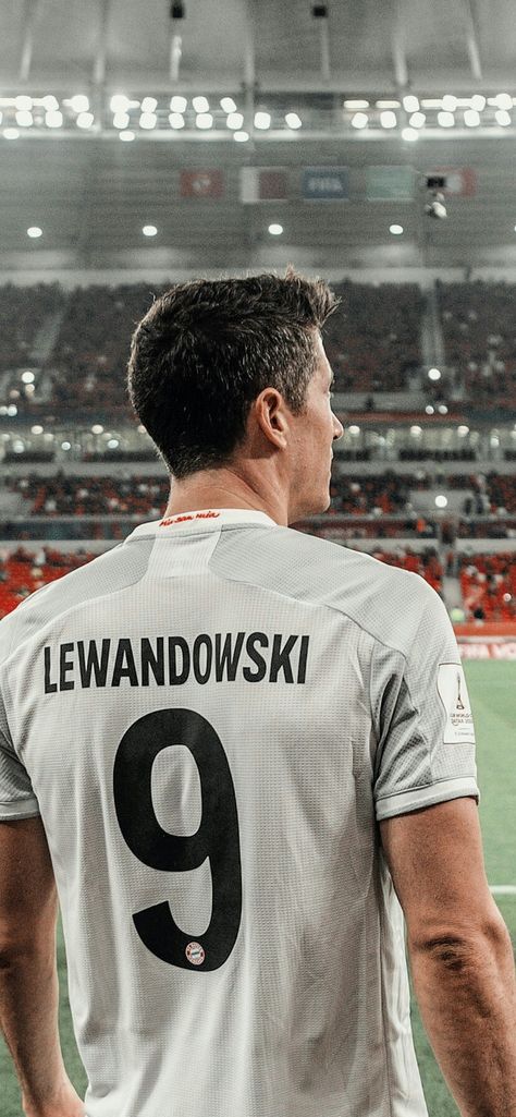 Lewandowski Bayern, Germany Football Team, Bayern Munich Wallpapers, Germany Football, Football Players Images, Messi And Ronaldo, Fc Bayern Munich, Robert Lewandowski, Football Wallpaper