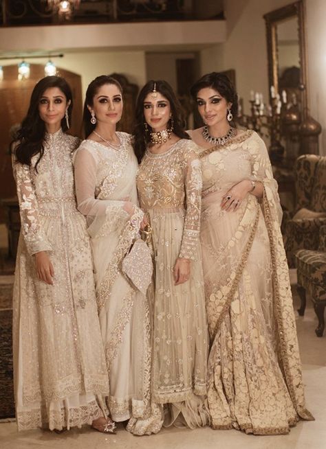 Desi Bridesmaids, Asian Wedding Dress Pakistani, Shadi Dresses, Pakistani Formal Dresses, Desi Wedding Dresses, Asian Wedding Dress, Pakistani Wedding Outfits, Pakistani Bridal Dresses, Bridal Dress Design