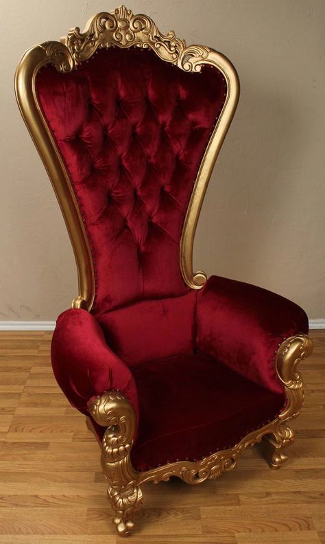 Red velvet French Bourque chair Fancy Couches, King Throne Chair, Hollywood Regency Furniture, Baroque Chair, Royal Chair, King Chair, King Furniture, Modern Baroque, Baroque Furniture