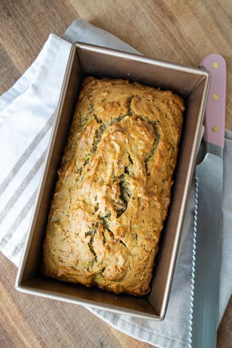 Taste Of Home Zucchini Bread Recipe, The Best Zucchini Bread, Moist Zucchini Bread, Yummy Things To Bake, American Test Kitchen, Best Zucchini Bread, Zucchini Bread Healthy, Best Zucchini, Zucchini Banana Bread