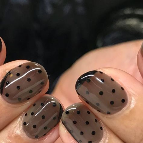 Hey, Nice Nails! on Instagram: "Sheer and Opaque Black for Toni @toncie1208 🖤 using @prestogel no.158 and @leafgelusa no.001 #nailart #gelnails #heynicenails" Sheer Nails, Nice Nails, Girls Nails, Fun Nails, Gel Nails, Nail Art, Nails, On Instagram, Black