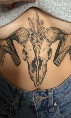 Tattoo House, Stomach Tattoos Women, Scary Tattoos, Blackwork Tattoos, Tattoo Parlor, Chest Piece Tattoos, Creepy Tattoos, Stomach Tattoos, Classy Tattoos